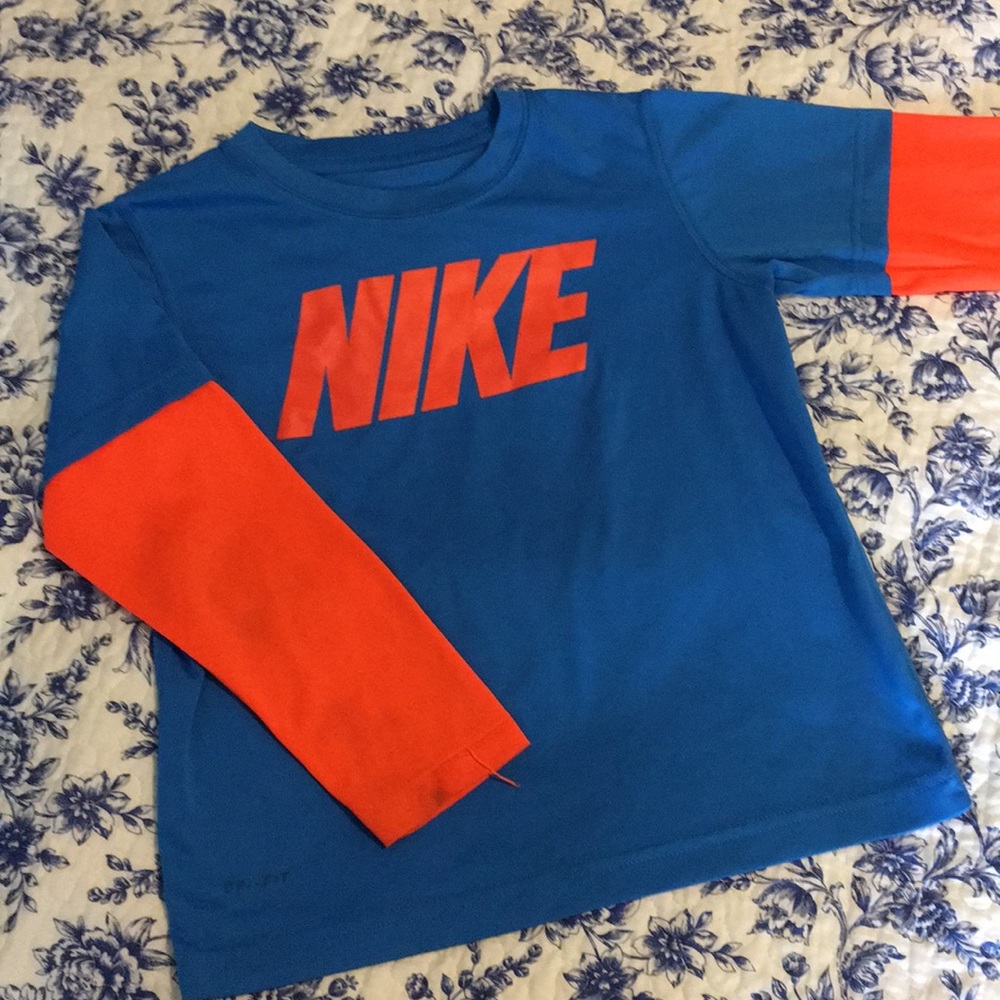 Boys Nike Dri fit shirt